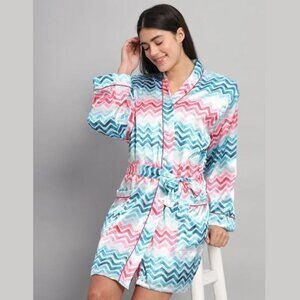 BRAND NEW Silk Kimonos Robes Short Bridesmaid dressing gowns Bridal Shower Robe